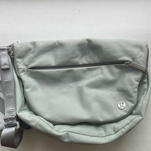 Lululemon festival bag 5L